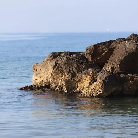 Tonnara Di 아파트